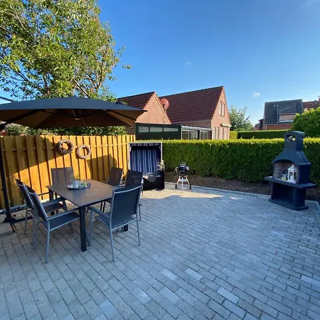 Pilsumer Lohne Huus Дом отдыха Крумхёрн